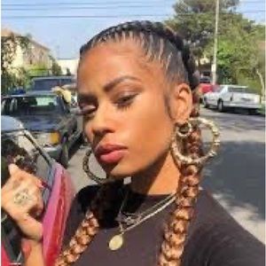 Meet your Posher, Shay